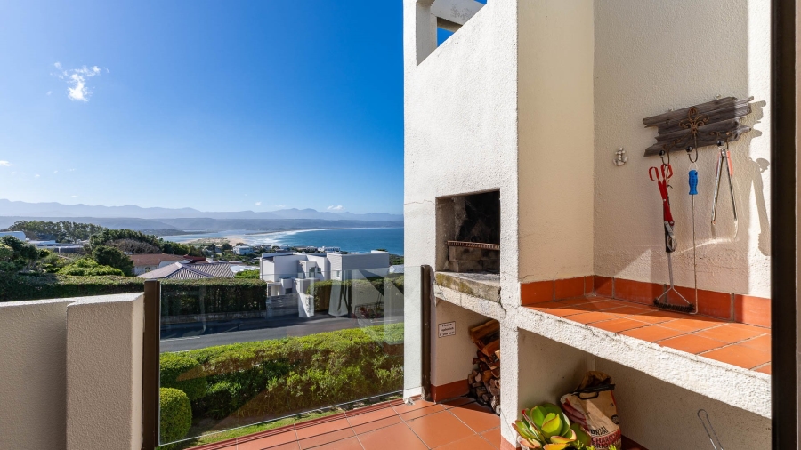2 Bedroom Property for Sale in Plettenberg Bay Central Western Cape